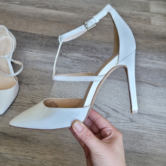 Nine West white heels - Picture 6 of 9